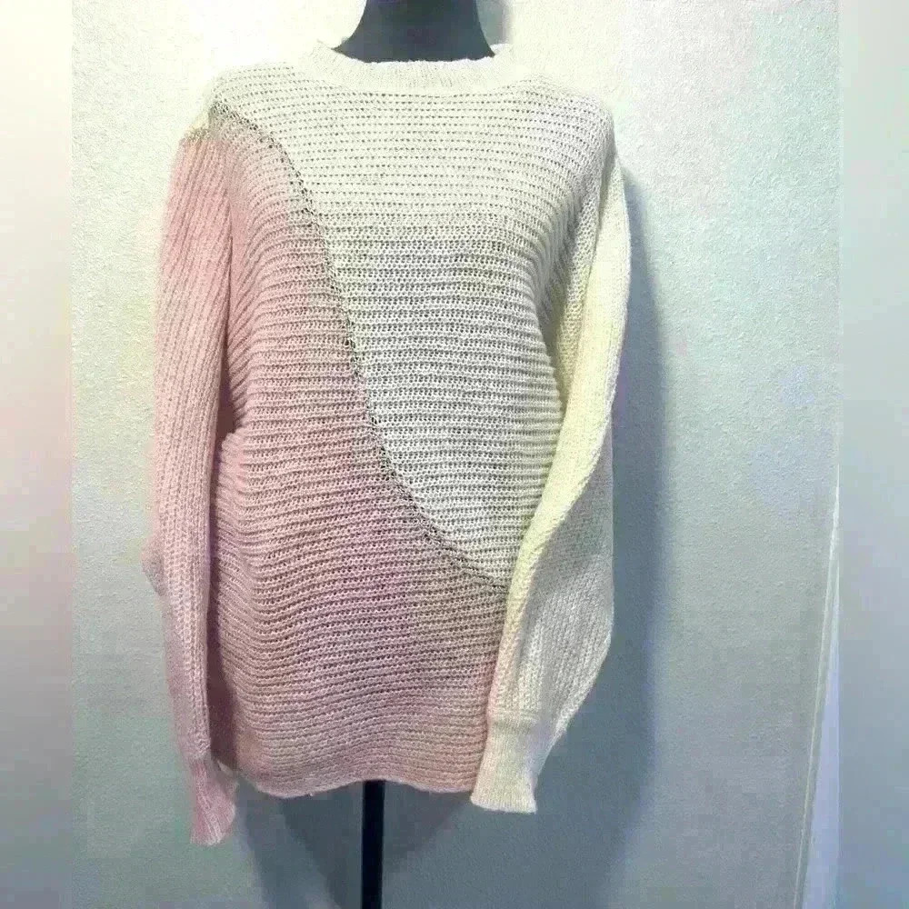 Andrée by Unit Pink and Cream with gold metallic Colorblock Sweater - Size 1X
